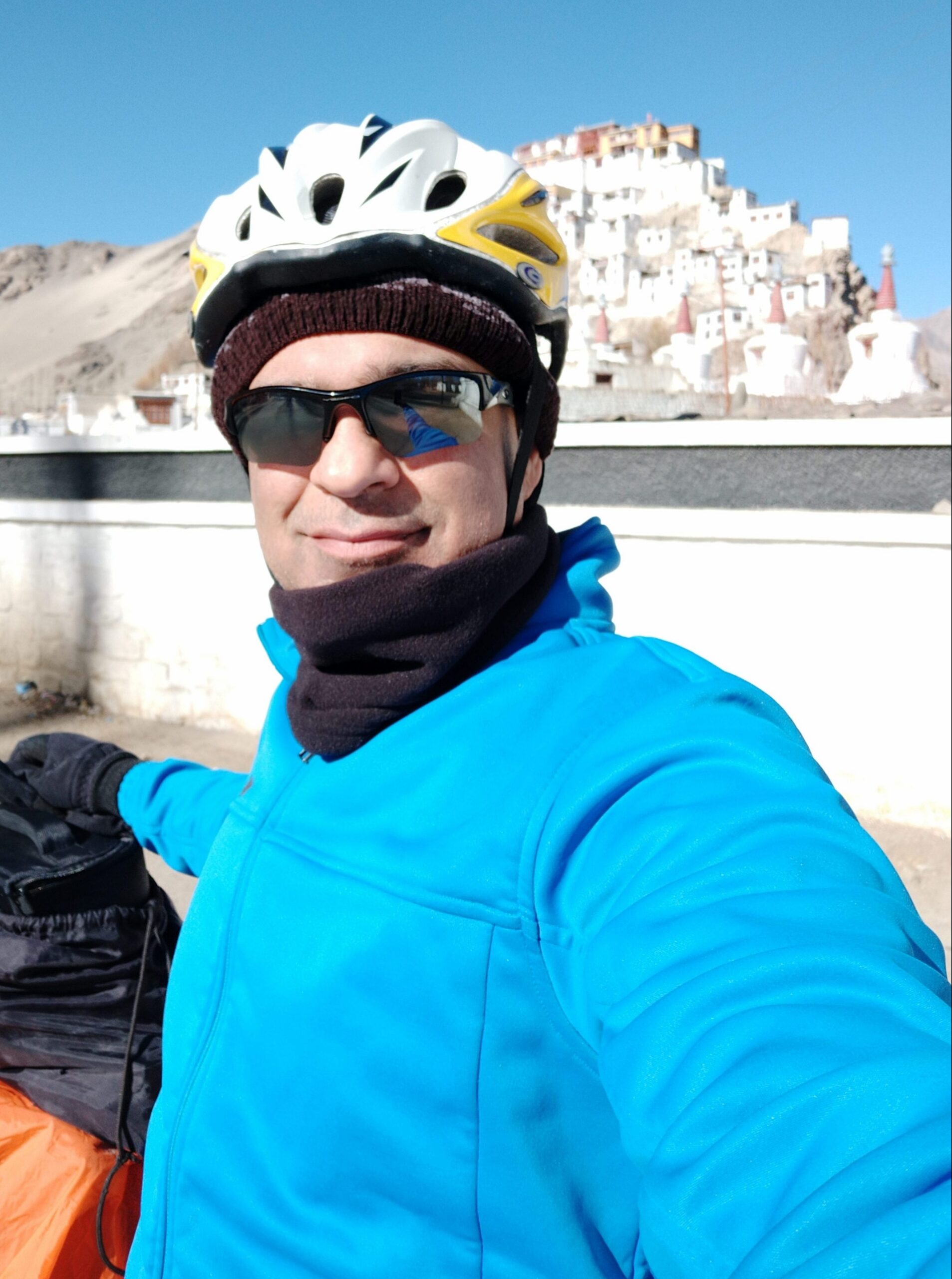 Love for Ladakh – Winter Cycling Dec 2018